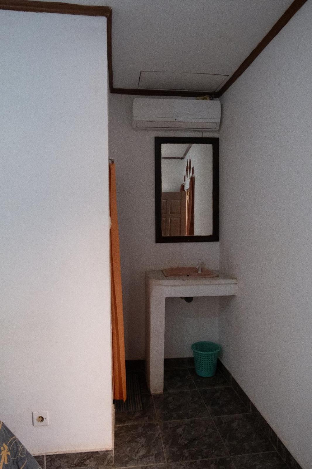 Ramdan Homestay Kuta  المظهر الخارجي الصورة