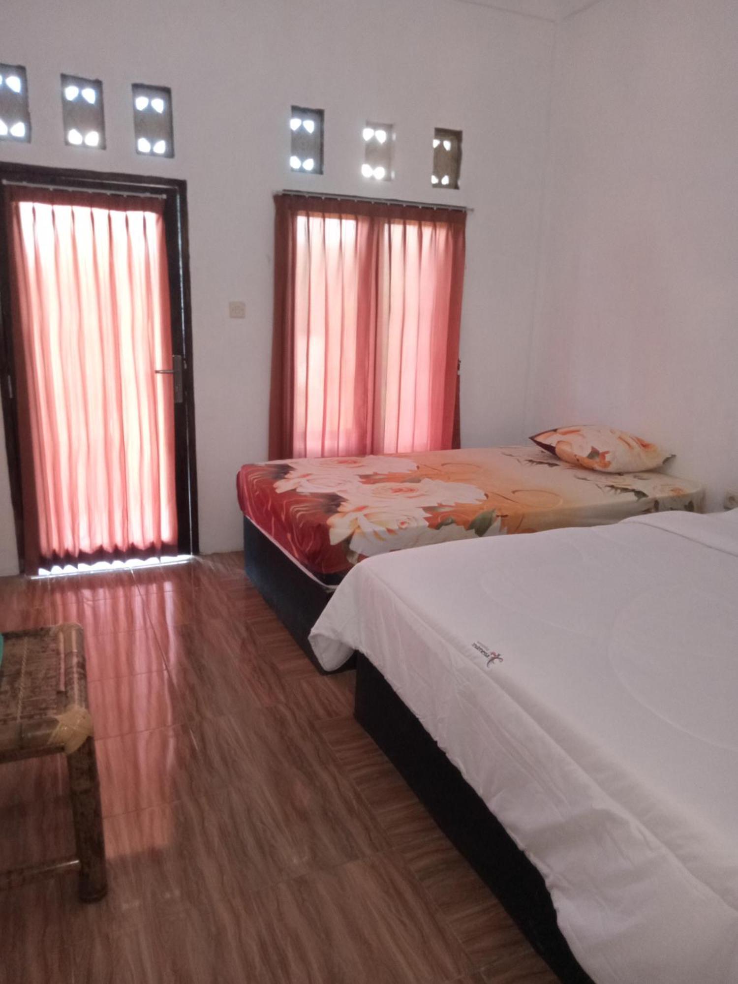 Ramdan Homestay Kuta  الغرفة الصورة