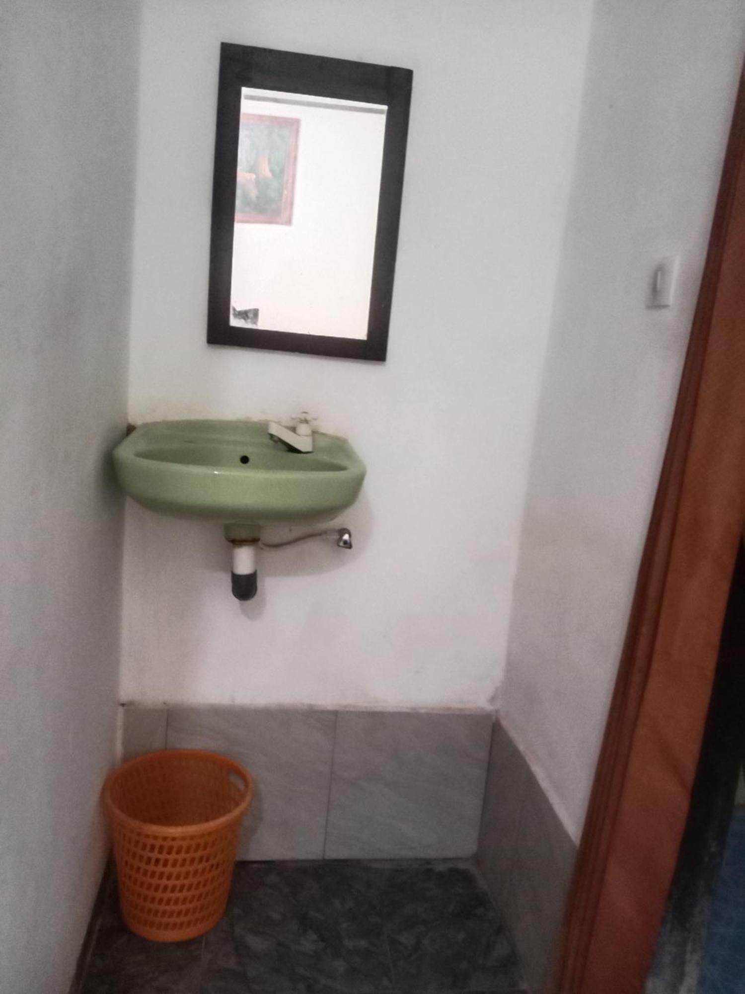 Ramdan Homestay Kuta  المظهر الخارجي الصورة